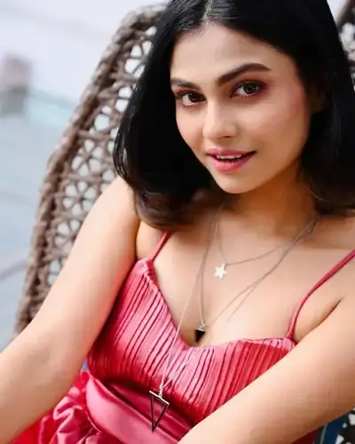 Escort Service Alambagh